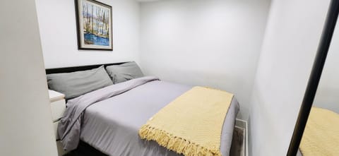 Small Private Studio at Kitsilano Beach Bed and Breakfast in Vancouver