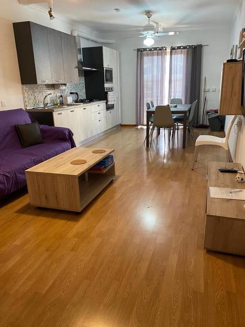 Kitchen or kitchenette, Living room, Dining area