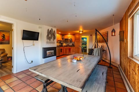 TV and multimedia, Kitchen or kitchenette, Seating area, Dining area, Evening entertainment, flat iron, minibar, pet friendly, stove