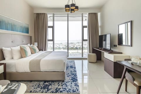 Bed, TV and multimedia, Living room