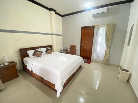 Sri Sedana Guest House Bed and Breakfast in Sidemen