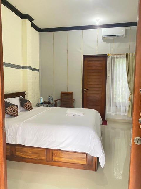 Sri Sedana Guest House Bed and Breakfast in Sidemen