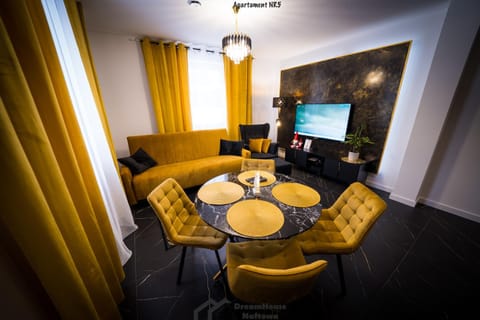 TV and multimedia, Seating area