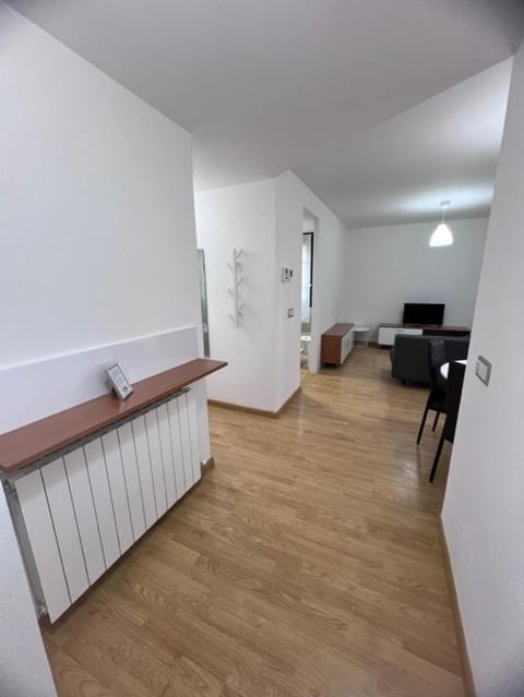Bed, Seating area, Bedroom