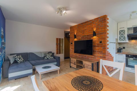 Communal lounge/ TV room, Dining area