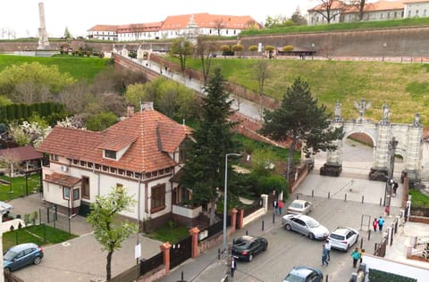 Property building, Off site, Location