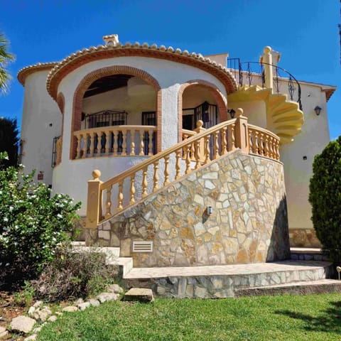 Property building, Balcony/Terrace