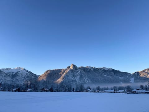 Nearby landmark, Day, Natural landscape, Winter, Mountain view