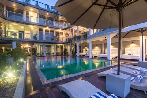 View (from property/room), View (from property/room), Pool view