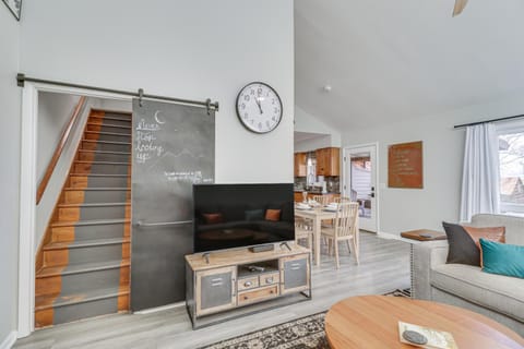 Harrisonburg Home with Deck - 2 Mi to JMU! House in Harrisonburg