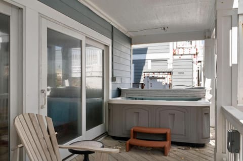 NH145 One of These Nights House in Nags Head