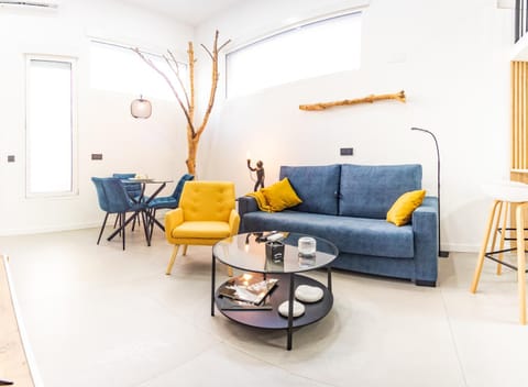 Living room, Seating area