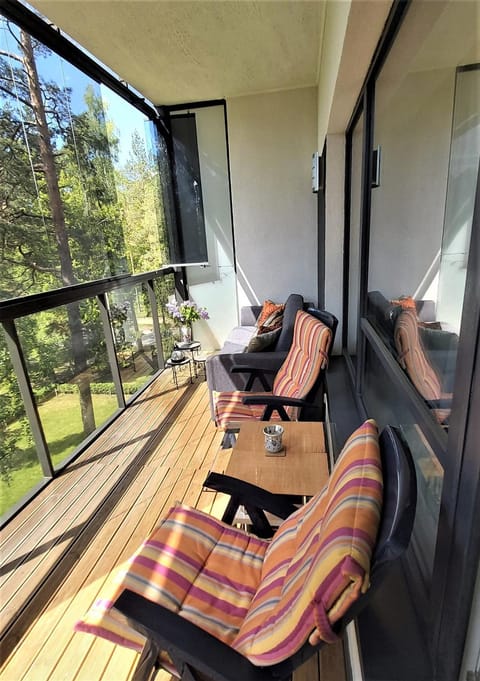 Balcony/Terrace, sunbed