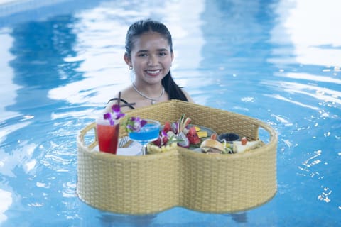 Pool view, Swimming pool