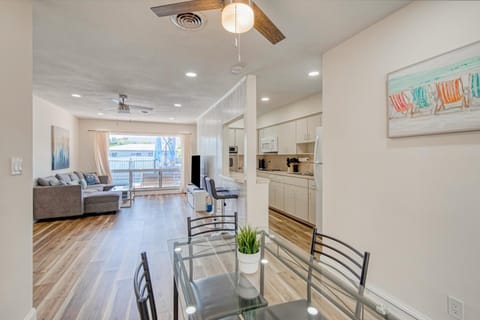 Swaying Palms Sanctuary Apartment in Oakland Park