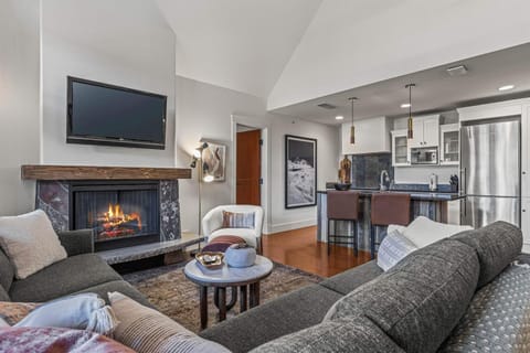 TV and multimedia, Seating area