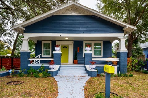 Property building, Day