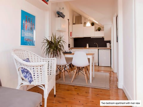 Kitchen or kitchenette, Living room