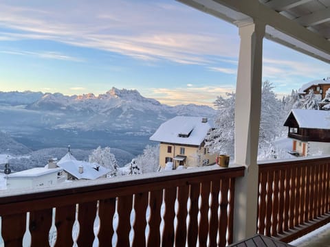 Winter, Balcony/Terrace, Mountain view