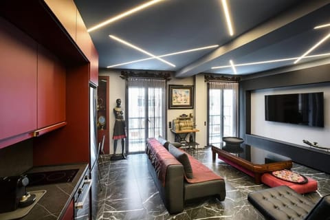 Luxury apt for Friends & Family, at Mitropoleos Apartment in Thessaloniki