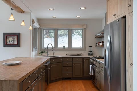 Slope-Side Chic Home with Hot Tub House in Ketchum