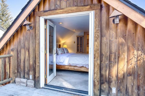 Charming Ketchum Cottage with Gourmet Kitchen House in Ketchum