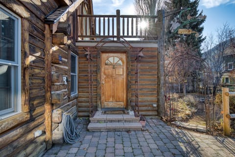 Charming Ketchum Cottage with Gourmet Kitchen House in Ketchum