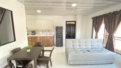 Communal lounge/ TV room, Kitchen or kitchenette, Living room, Seating area, Dining area