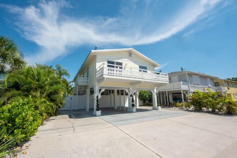 Pineapple Key House in Holmes Beach