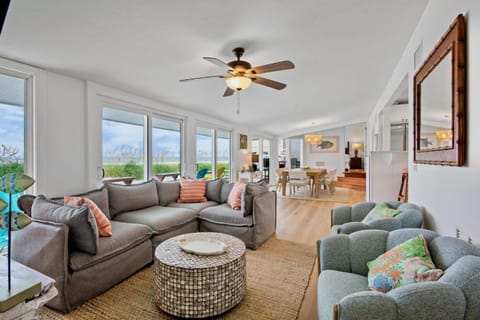 The Big Yellow House House in Anna Maria Island