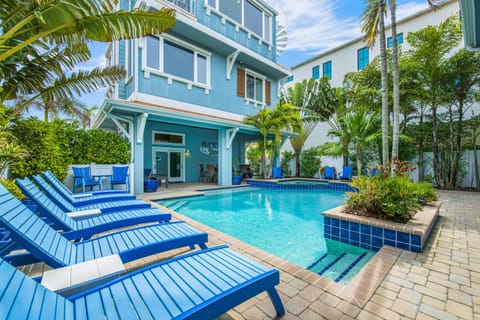 The Blue Horizon House in Bradenton Beach