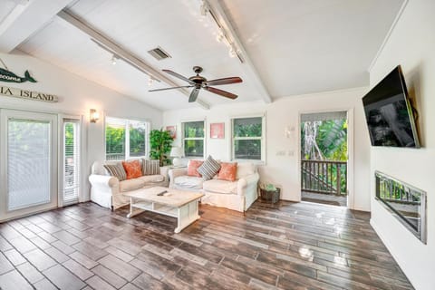 Whispering Whale Retreat House in Anna Maria Island