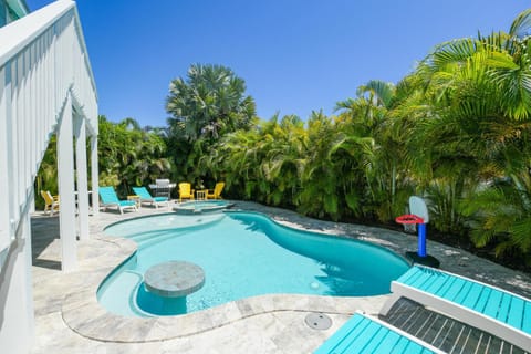 Beach Paradise House in Anna Maria Island