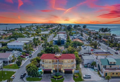 Seashore Castle House in Bradenton Beach