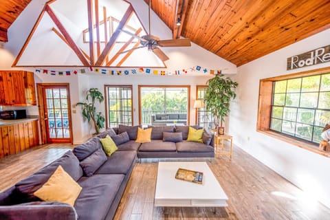 Tree Top Bungalow House in Anna Maria Island