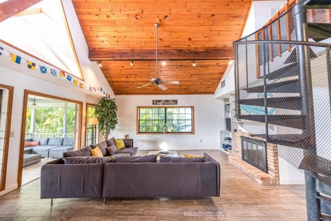 Tree Top Bungalow House in Anna Maria Island
