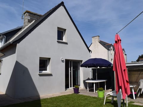 Maison bretonne à Ploumanac'h, 280m de la plage, jardin, parking, 5 chambres - FR-1-368-401 House in Perros-Guirec