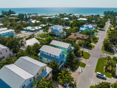 Sand Dollar (AMV) House in Holmes Beach