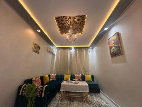 Living room, Photo of the whole room, Seating area, Bedroom
