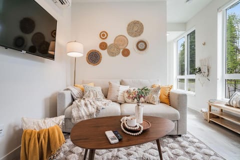 Perch - Urban Reflection 18 House in Capitol Hill