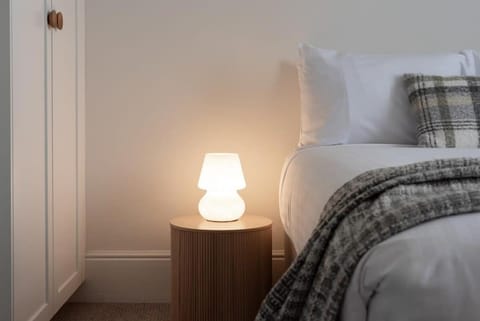 Cute & Comfortable Cottage: Near City with Parking House in Launceston