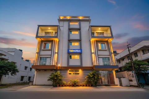 Property building, Facade/entrance