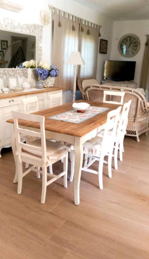 Mare&Rocce Villa in Pittulongu