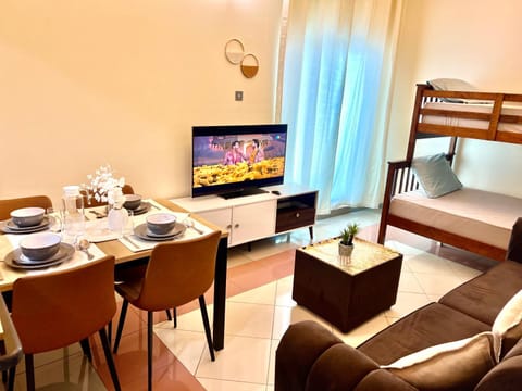 Cozy 1 Bedroom apartment in Dubai by Al Ghaimah Holiday Homes Apartment in Al Sharjah