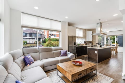 Perch - Traveler's Gem House in Queen Anne