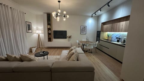 TV and multimedia, Living room, Dining area, minibar, pet friendly, kitchen