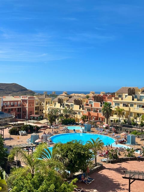 Day, Pool view, Pool view, Swimming pool, Swimming pool, sunbed