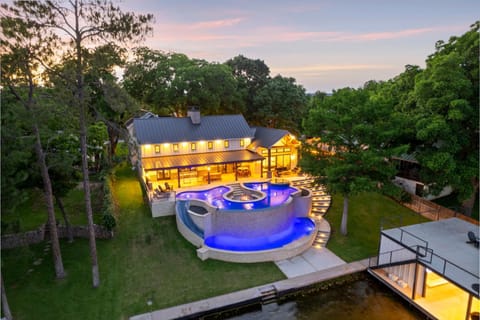 LBJ Lodge Concierge Services House in Kingsland