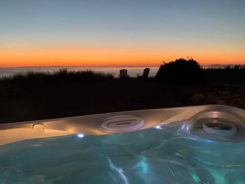 Perch - West Beach Point House in Whidbey Island