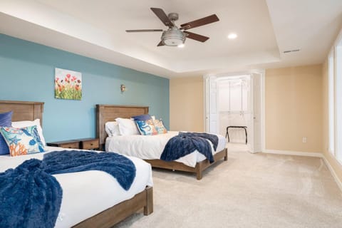 Perch - Sierra Retreat 34 House in Whidbey Island